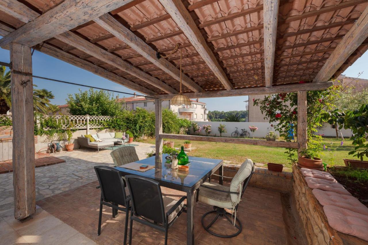 Casa Mia - Apartman Zara Медулин Екстериор снимка